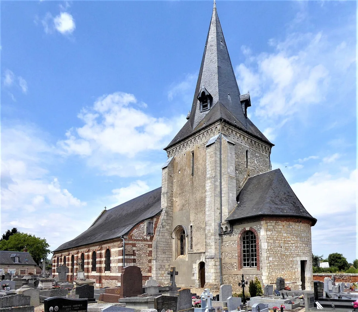 Saint Pierre, Bourneville