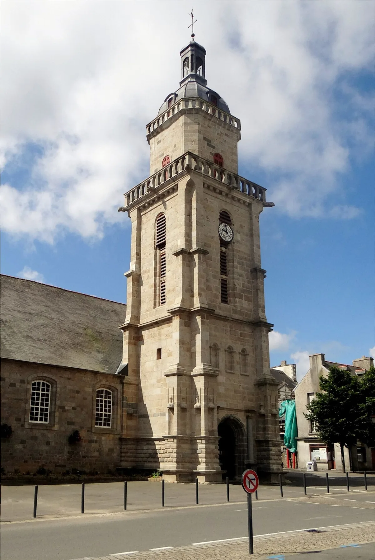 Lesneven (Saint Michel), Lesneven