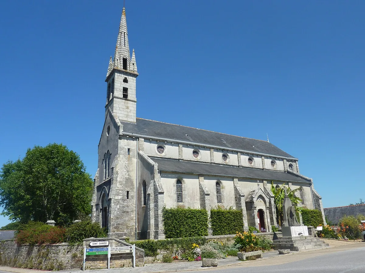 Église Saint-Mathurin (Pleuven), Pleuven