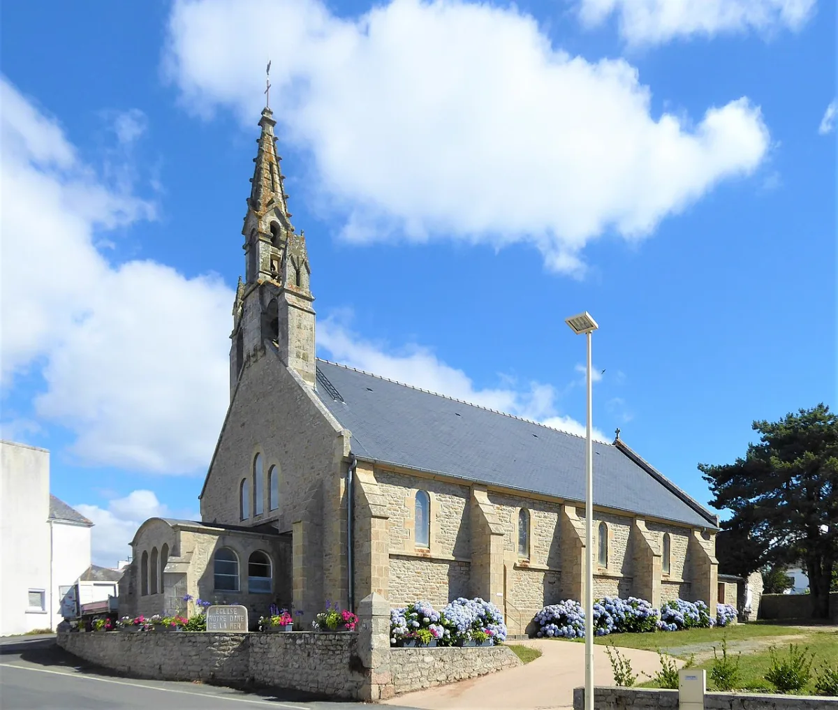 Église  Notre Dame de la Mer  Lesconil, Plobannalec Lesconil