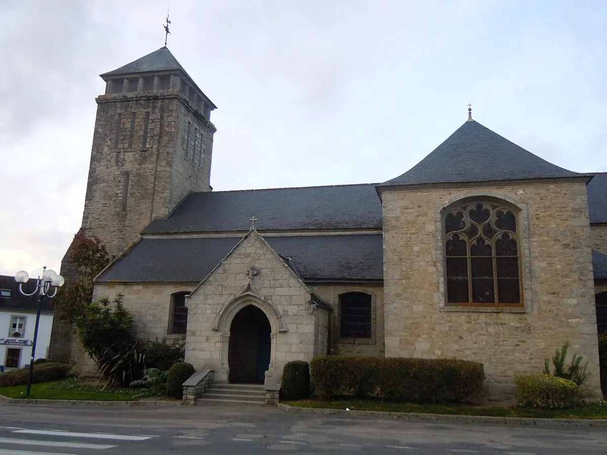 Kernével (Eglise Saint Colomban), Rosporden