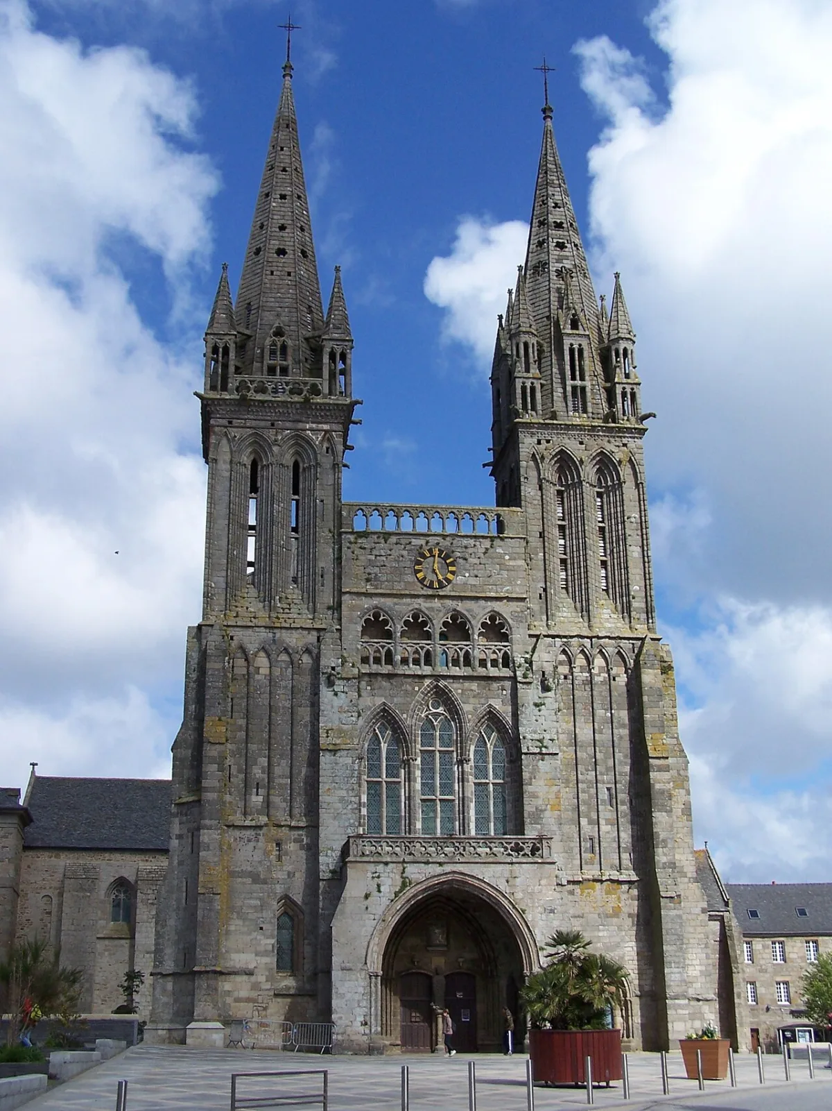 Saint-Pol-de-Léon (Cathédrale, saint Paul-Aurélien), Saint Pol De Leon