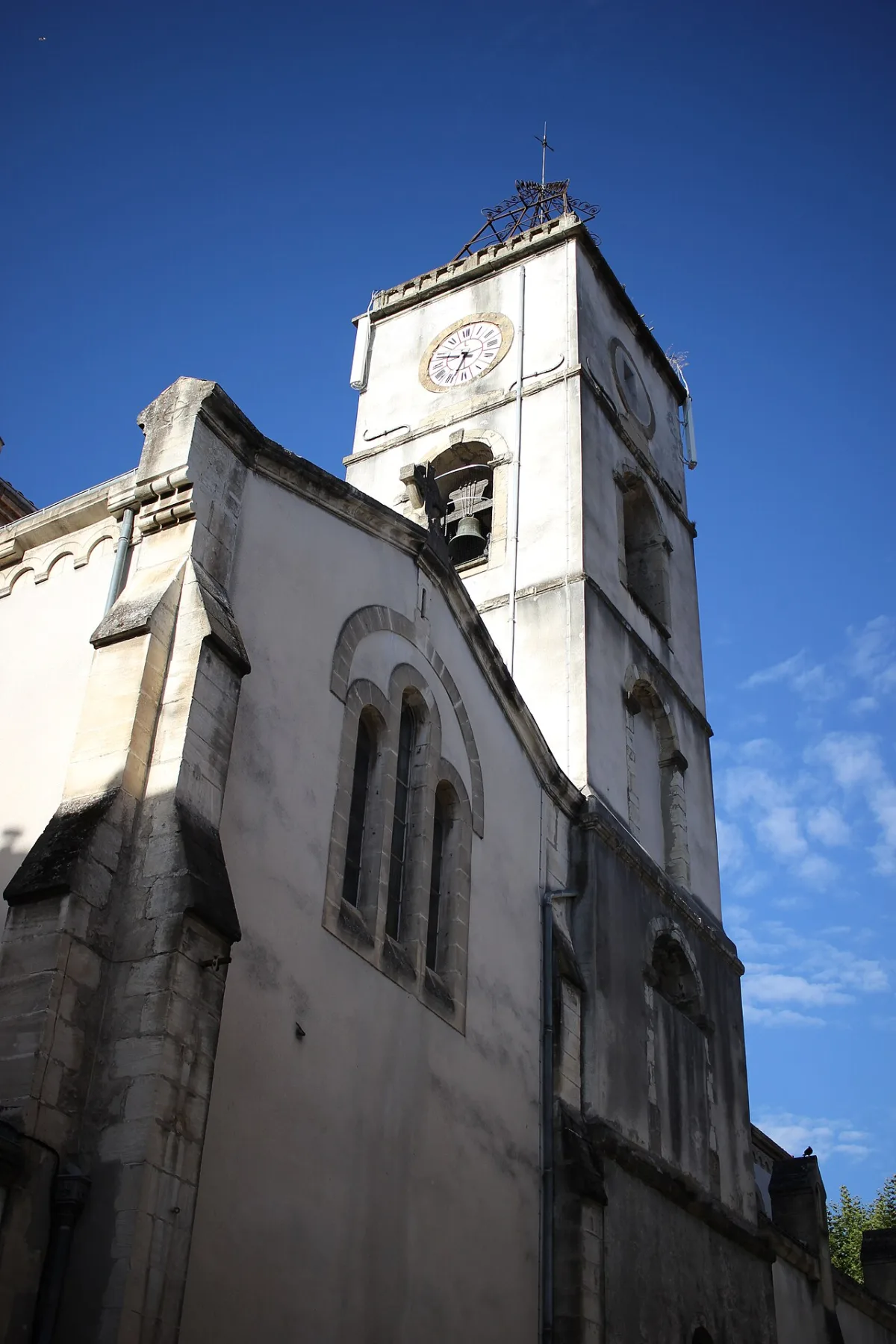 Saint Pierre, Le Vigan