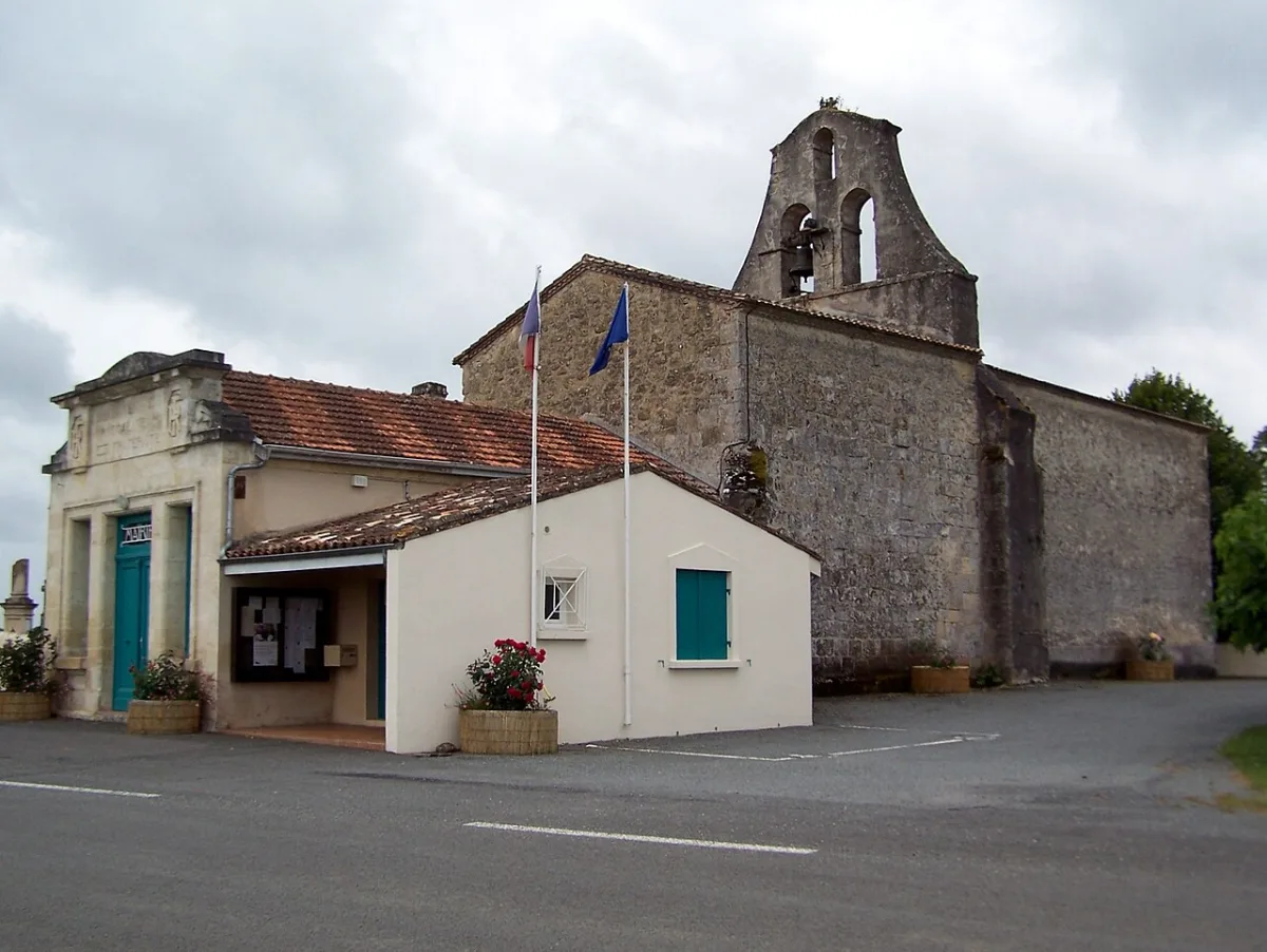 Saint Pierre, Auriolles