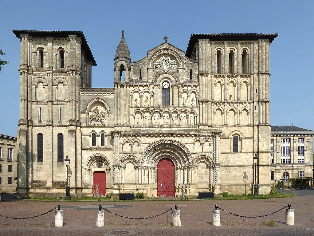 Sainte Croix, Bordeaux