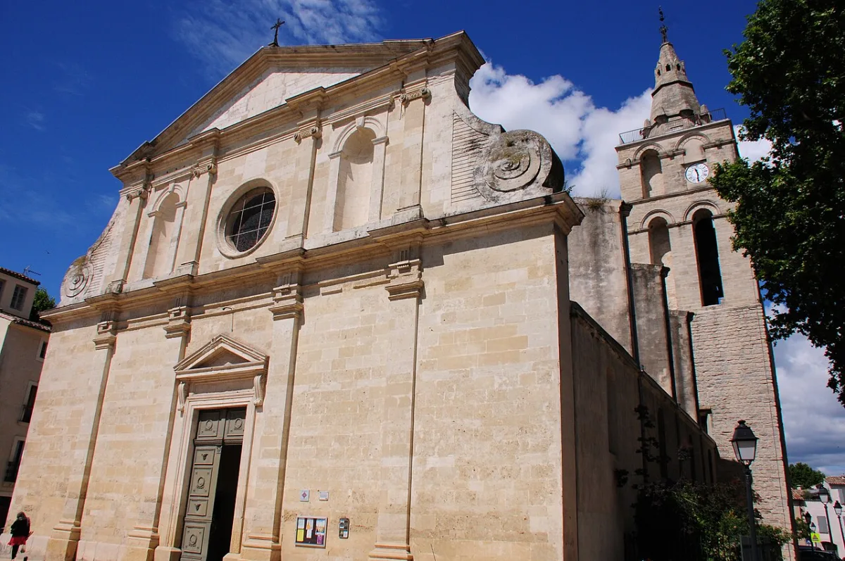 Église Notre Dame du Lac à Lunel, Lunel