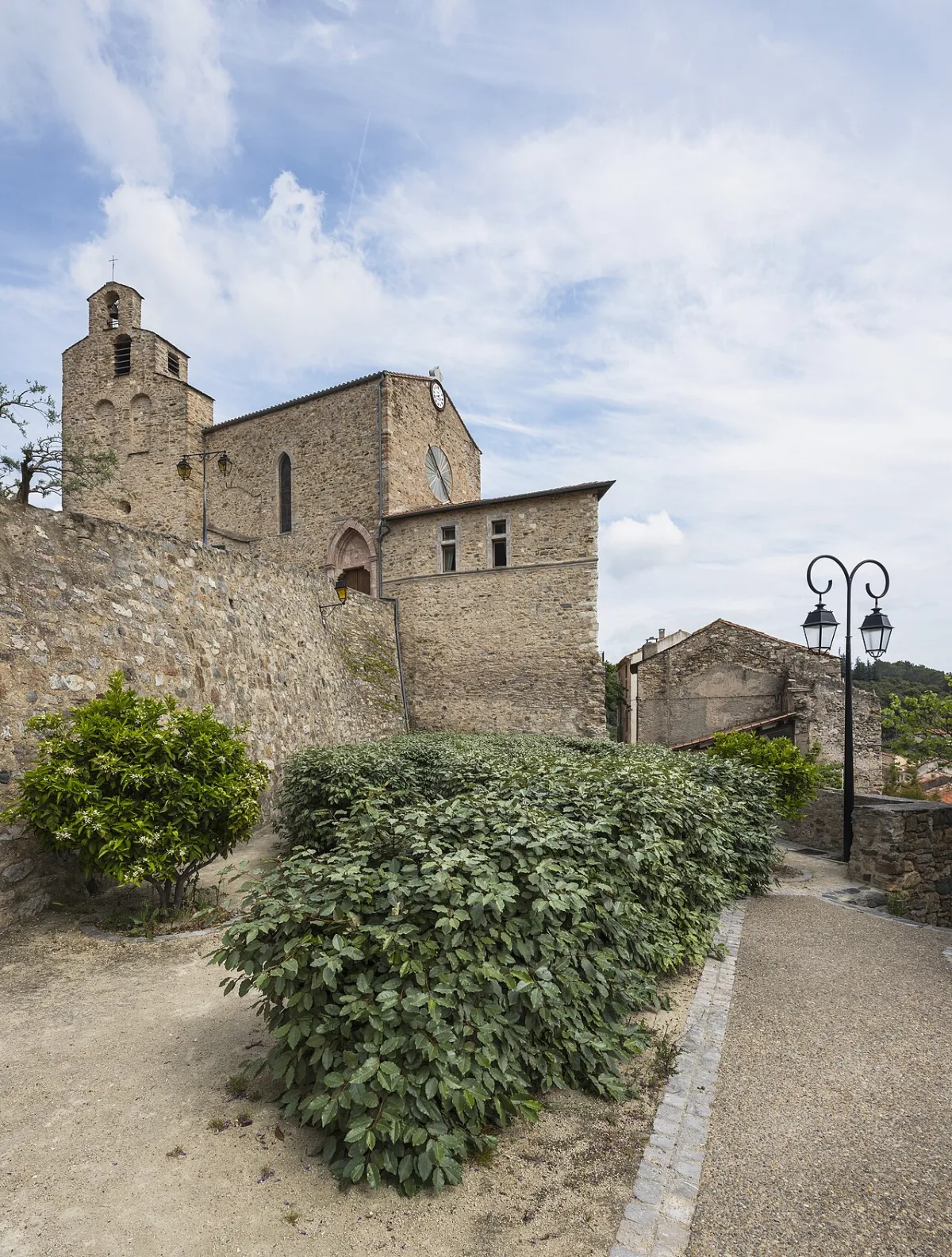 Eglise de Roquebrun (Eglise Saint André apôtre), Roquebrun