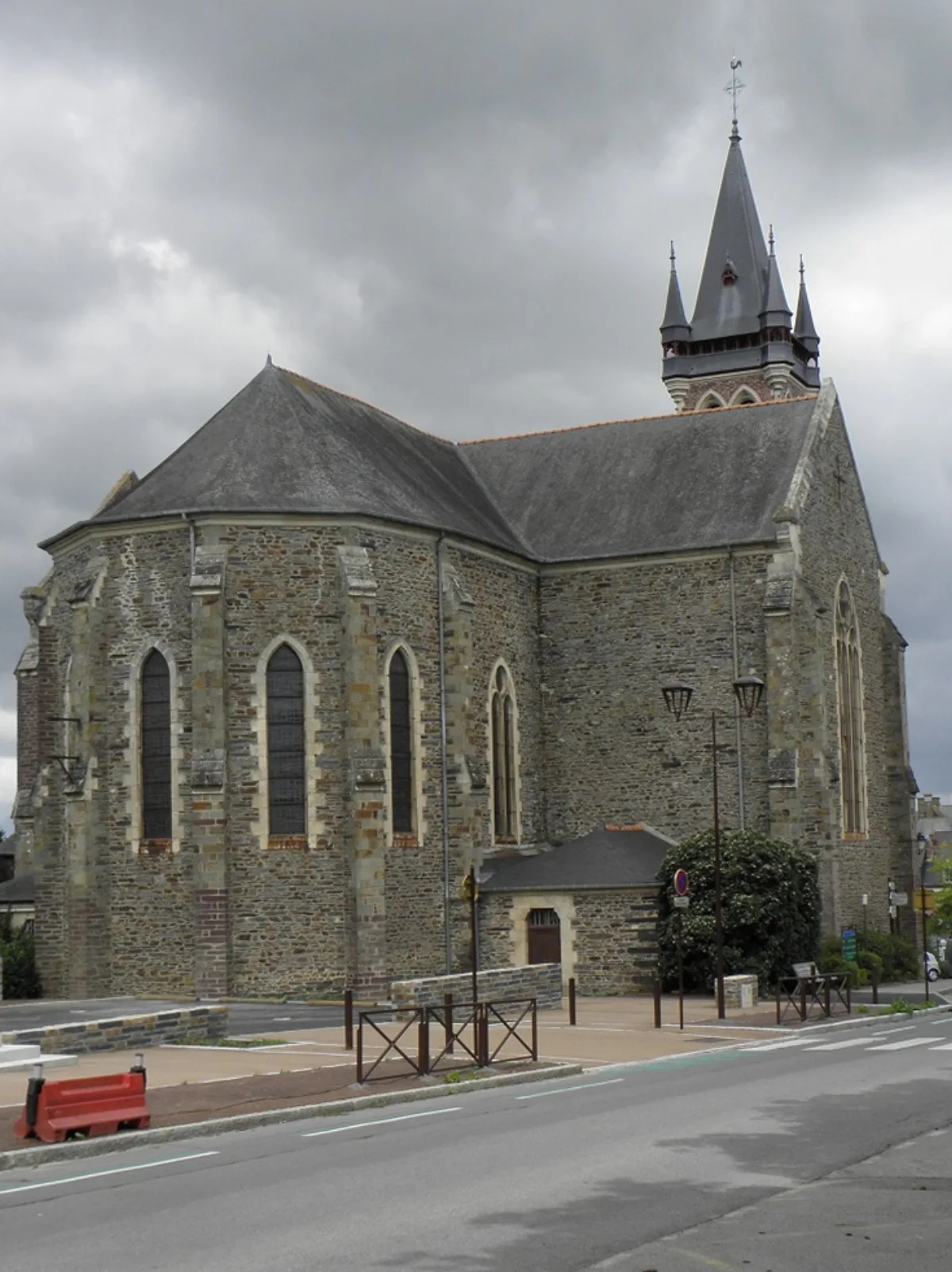 Église Sainte Marie Madeleine, Chateaugiron