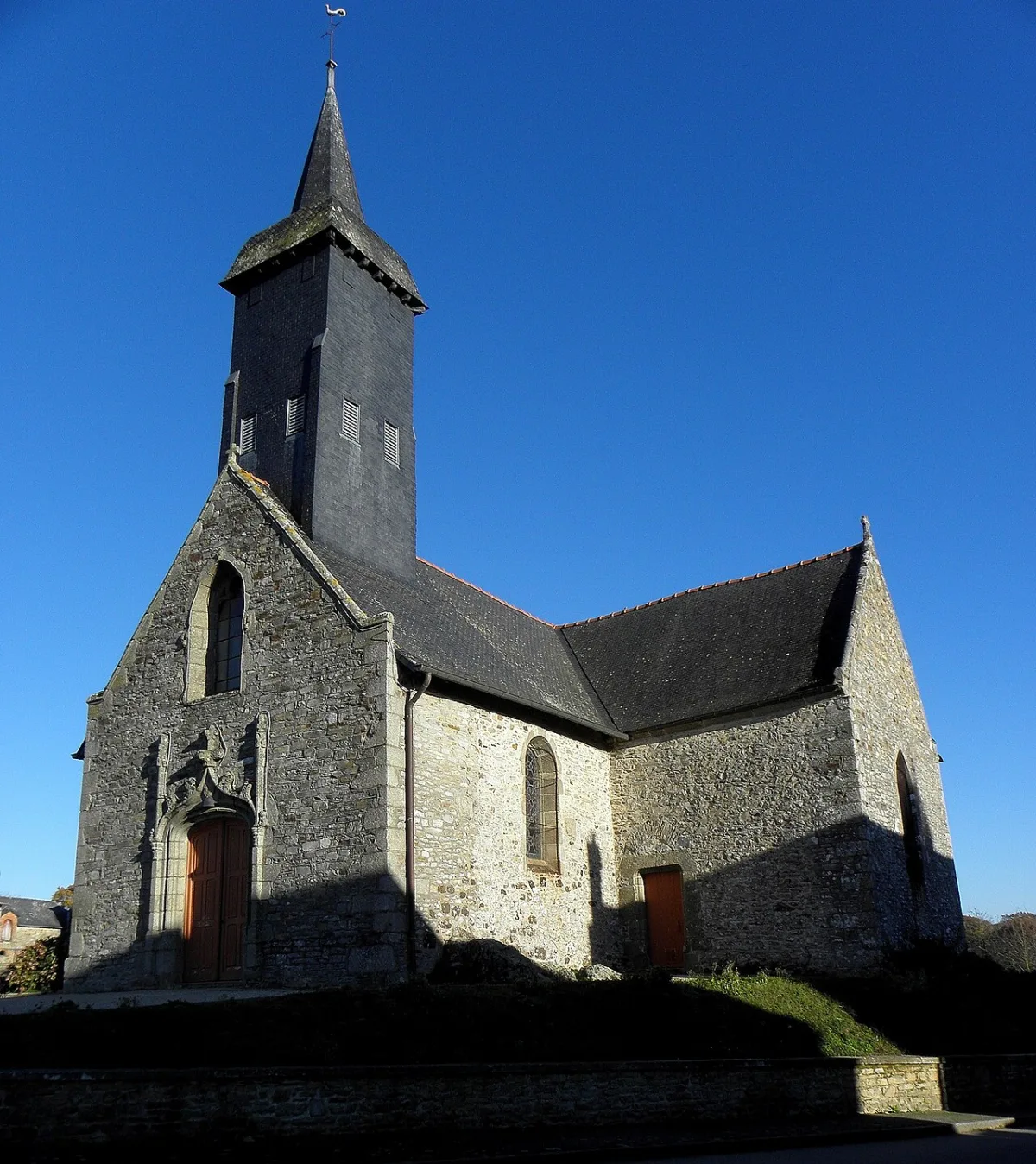 Église Saint Pierre, Dourdain