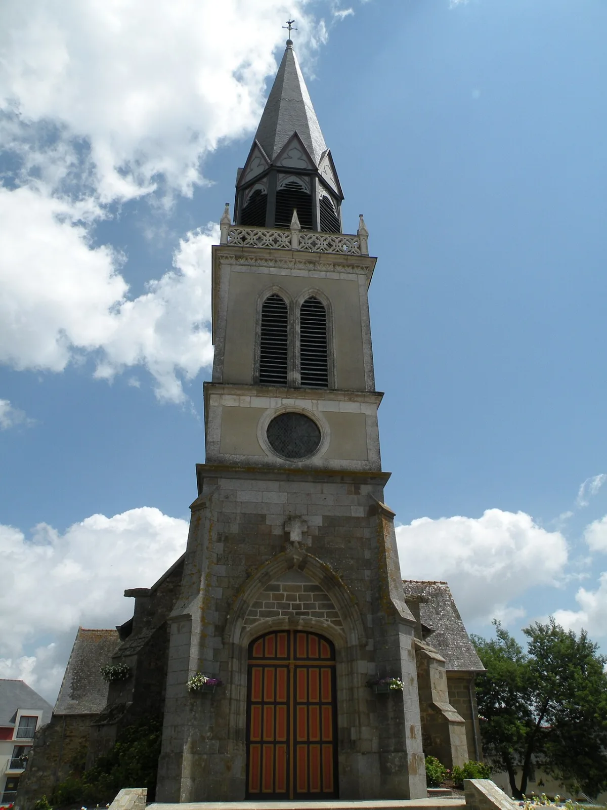 Église Sainte Justine, Geveze