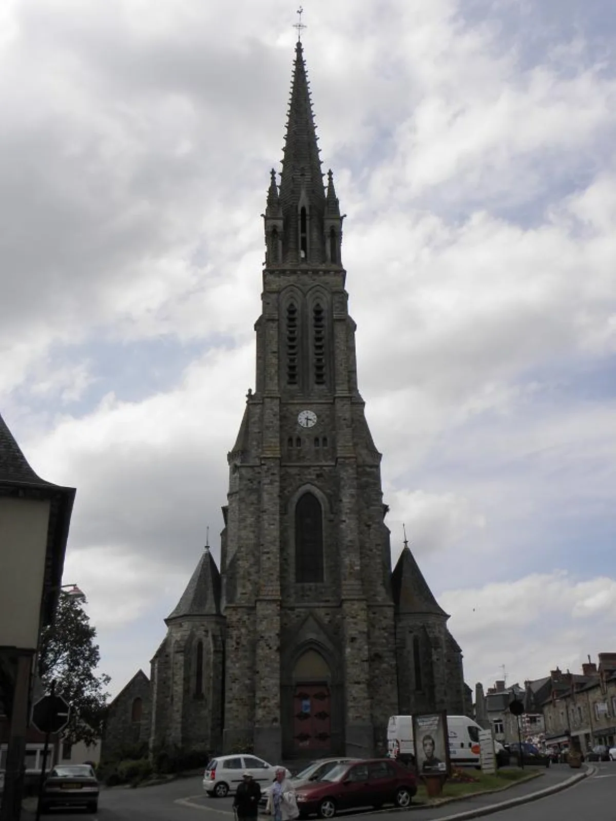 Église Saint Aubin, Saint Aubin D'Aubigne