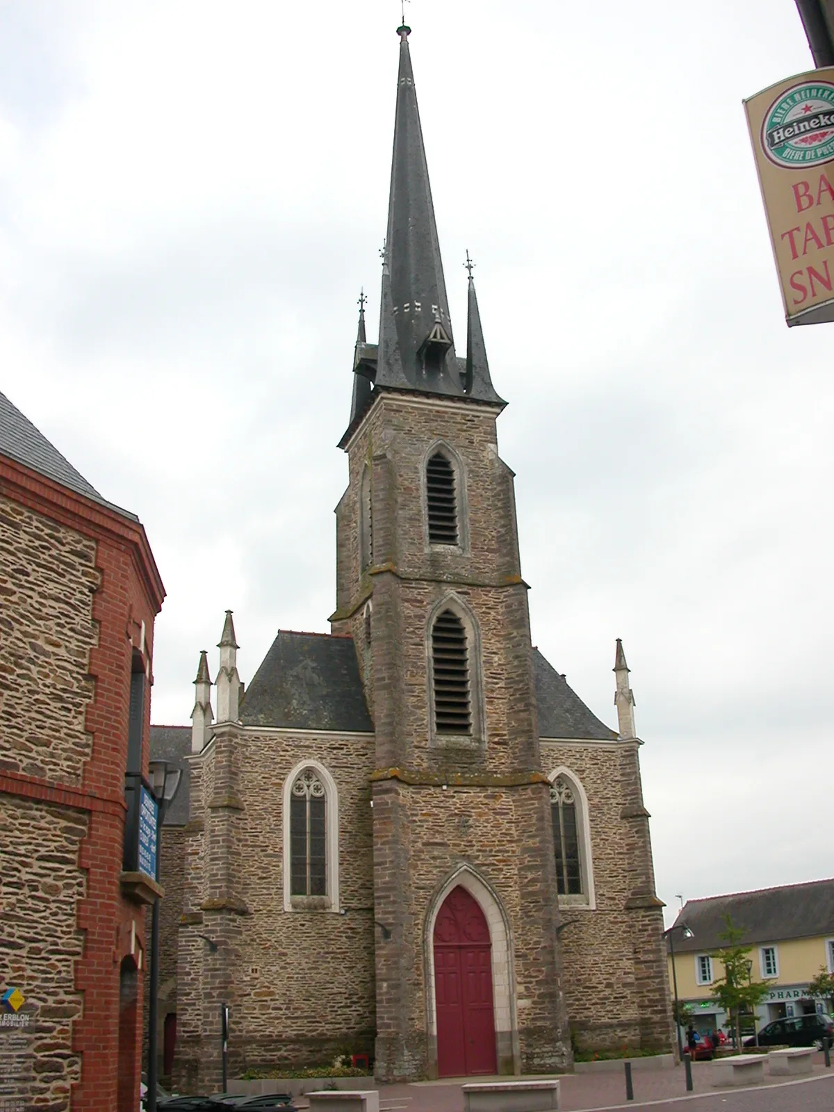 Église Saint Erblon, Saint Erblon