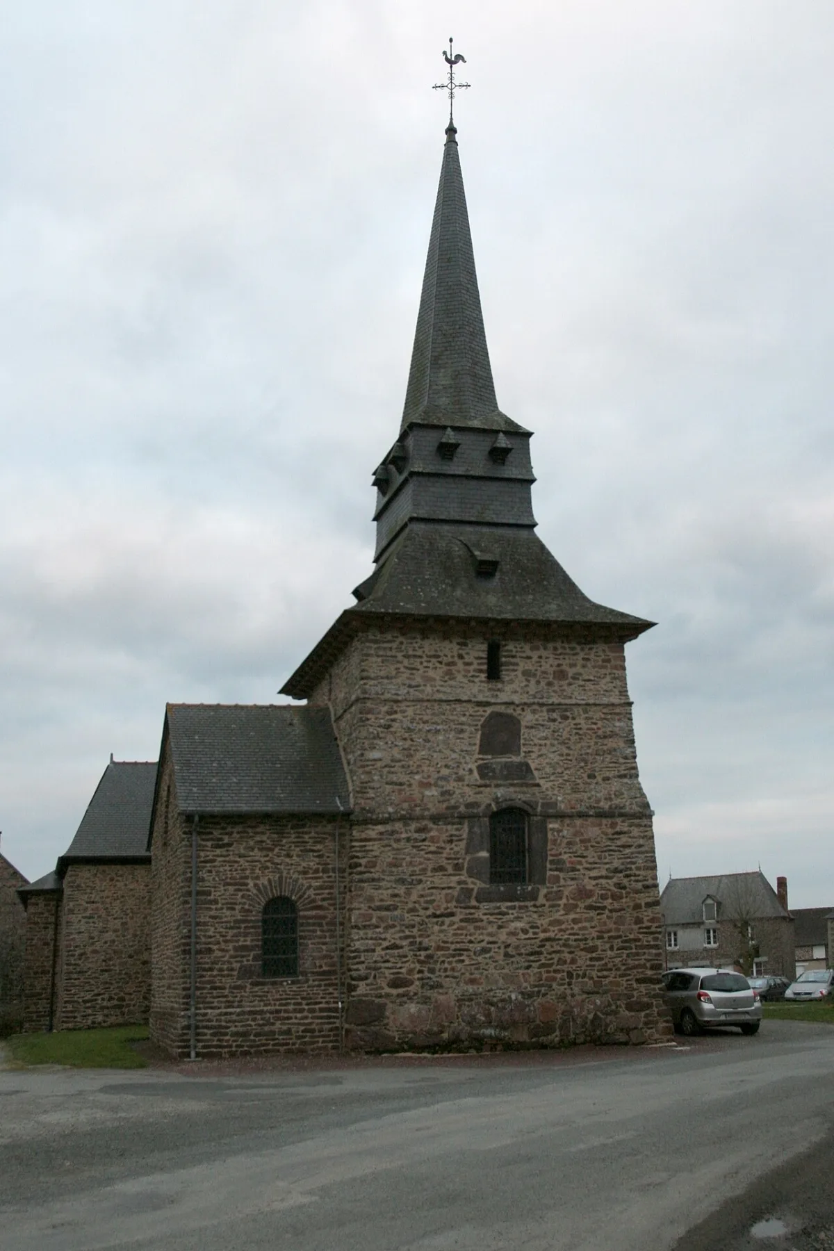 Église Saint Pierre, Saint Peran