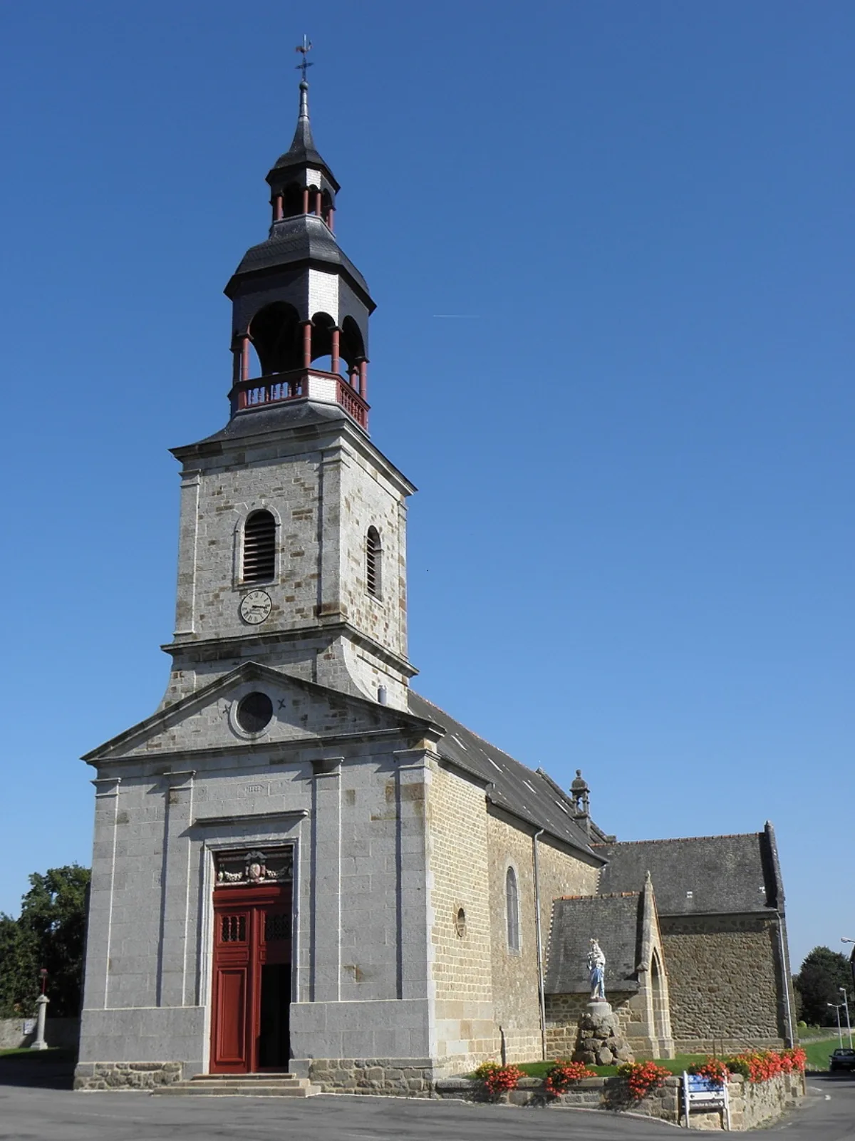 Saint Pierre, La Selle En Cogles