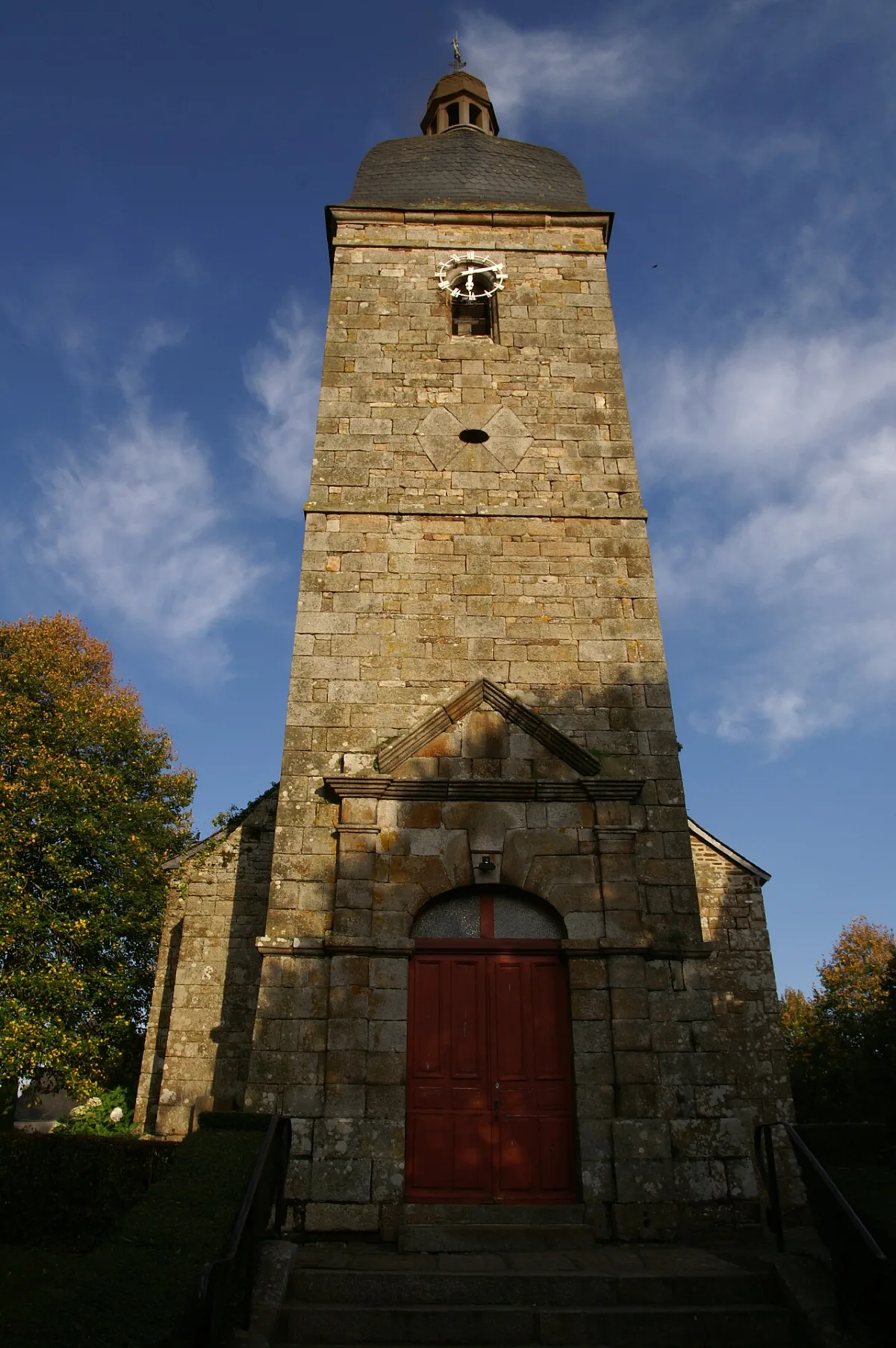 Saint Pierre, Trans La Foret