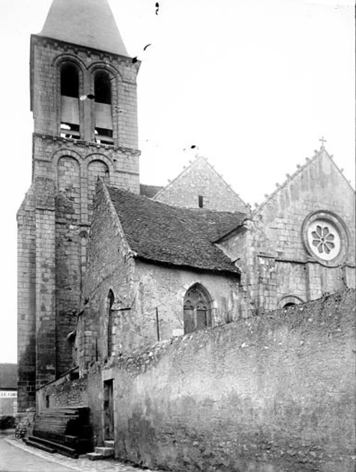 Église Le Blanc - Ville Basse (Saint Genitour), Le Blanc
