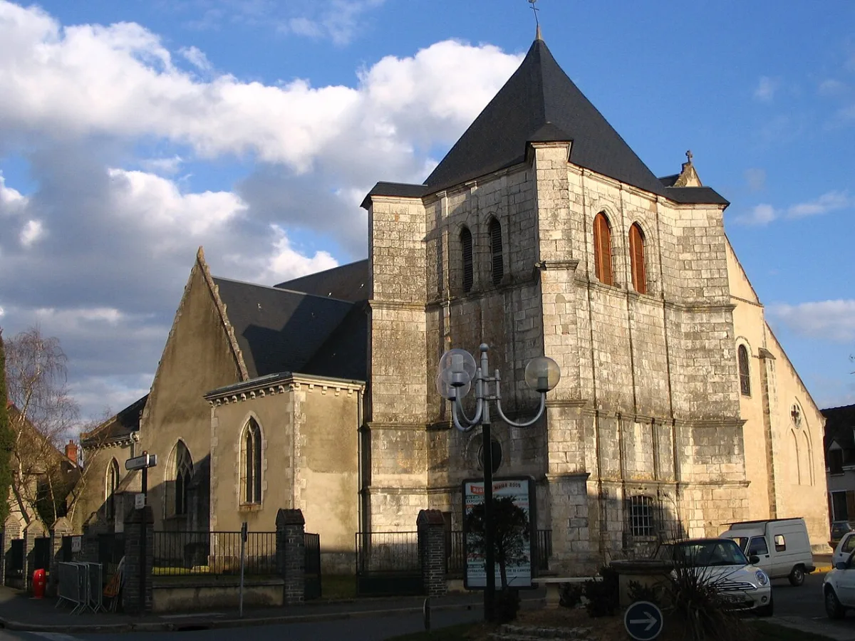 Eglise St. Etienne - Sanctuaire De Notre Dame De Déols (DOYENNE DE CHATEAUROUX ), Deols
