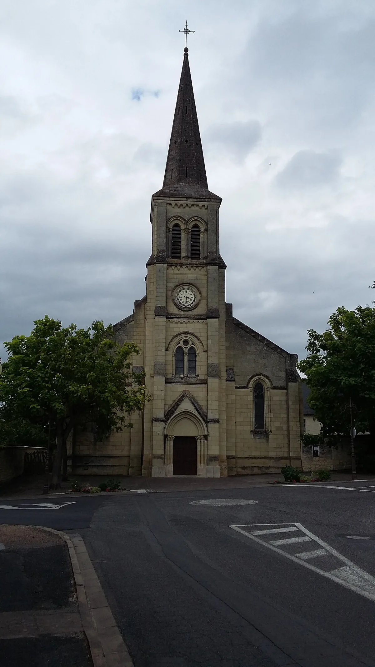 Notre Dame du Rosaire, Beaumont En Veron