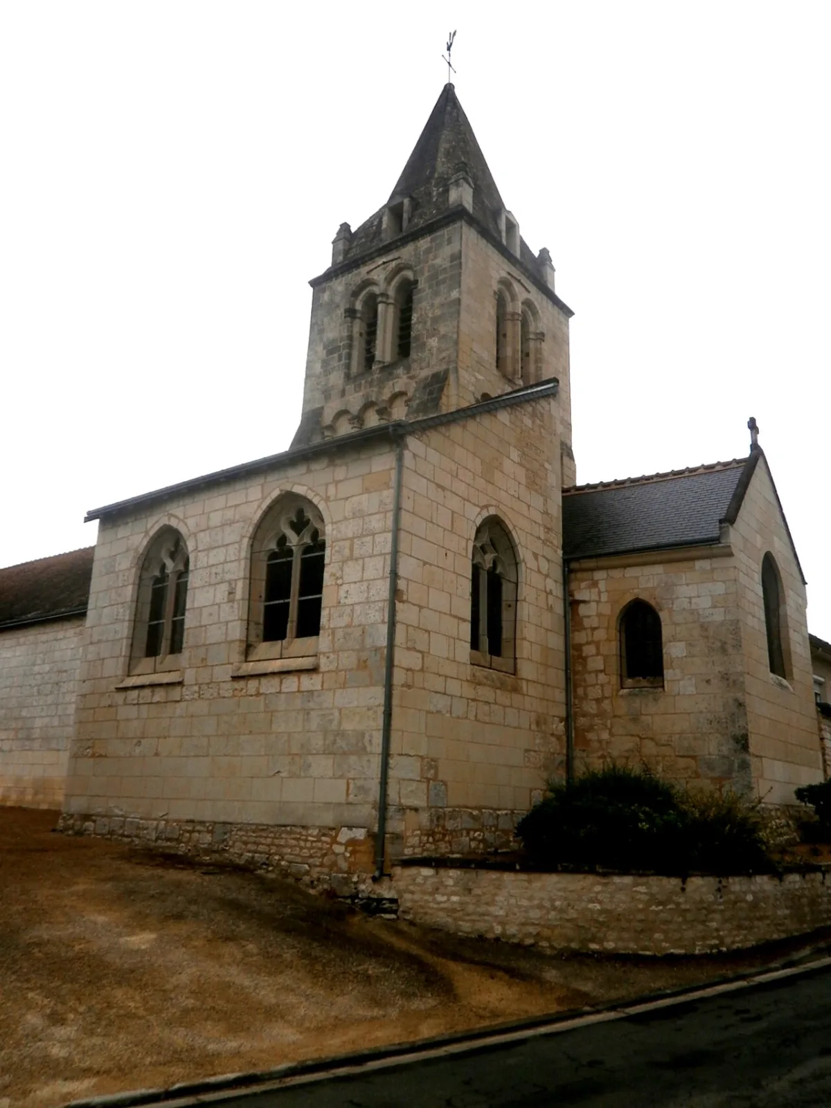 Saint Pierre, Marcay