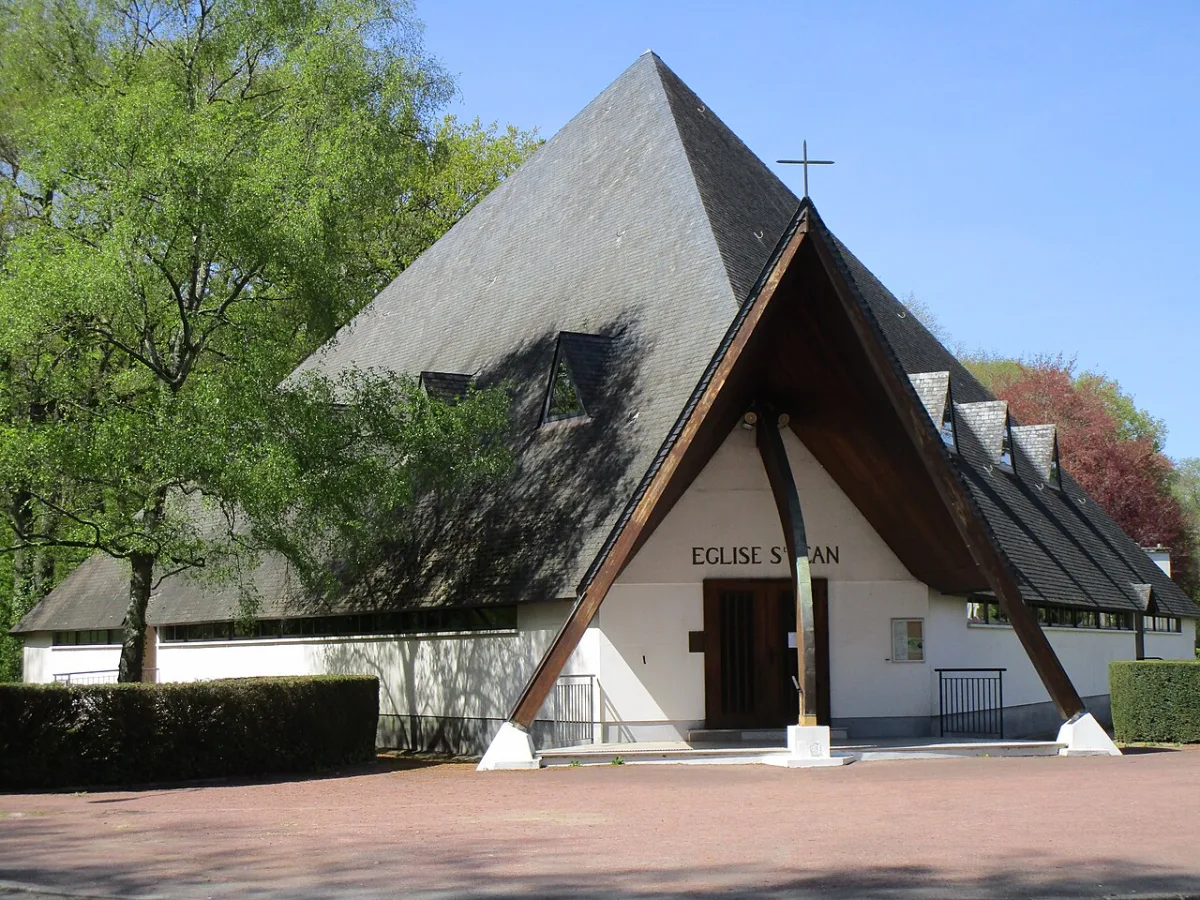 Église Saint Jean l'Evangéliste (Montjoyeux Grandmont), Tours
