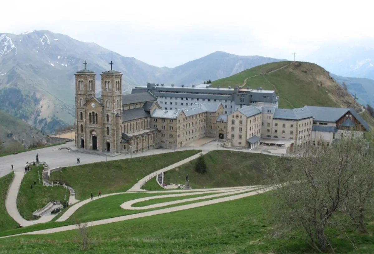 Sanctuaire Notre Dame de la Salette, La Salette-Fallavaux