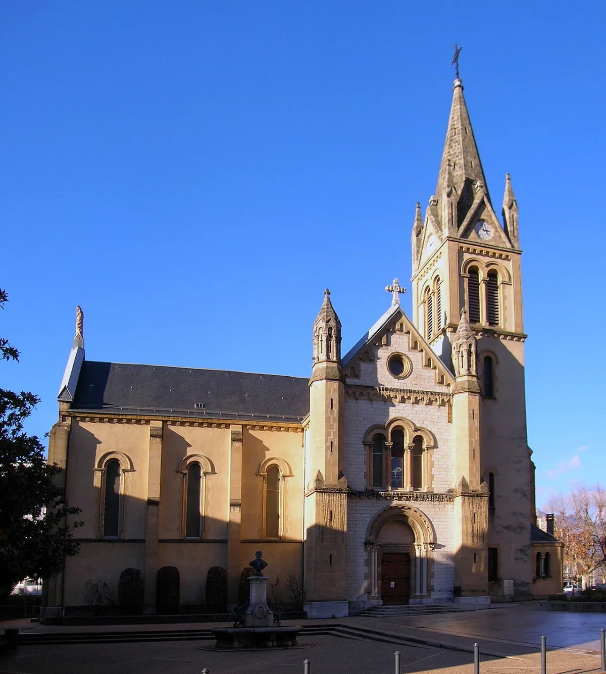 Eglise St Georges (Eglise St Georges Domène), Domene