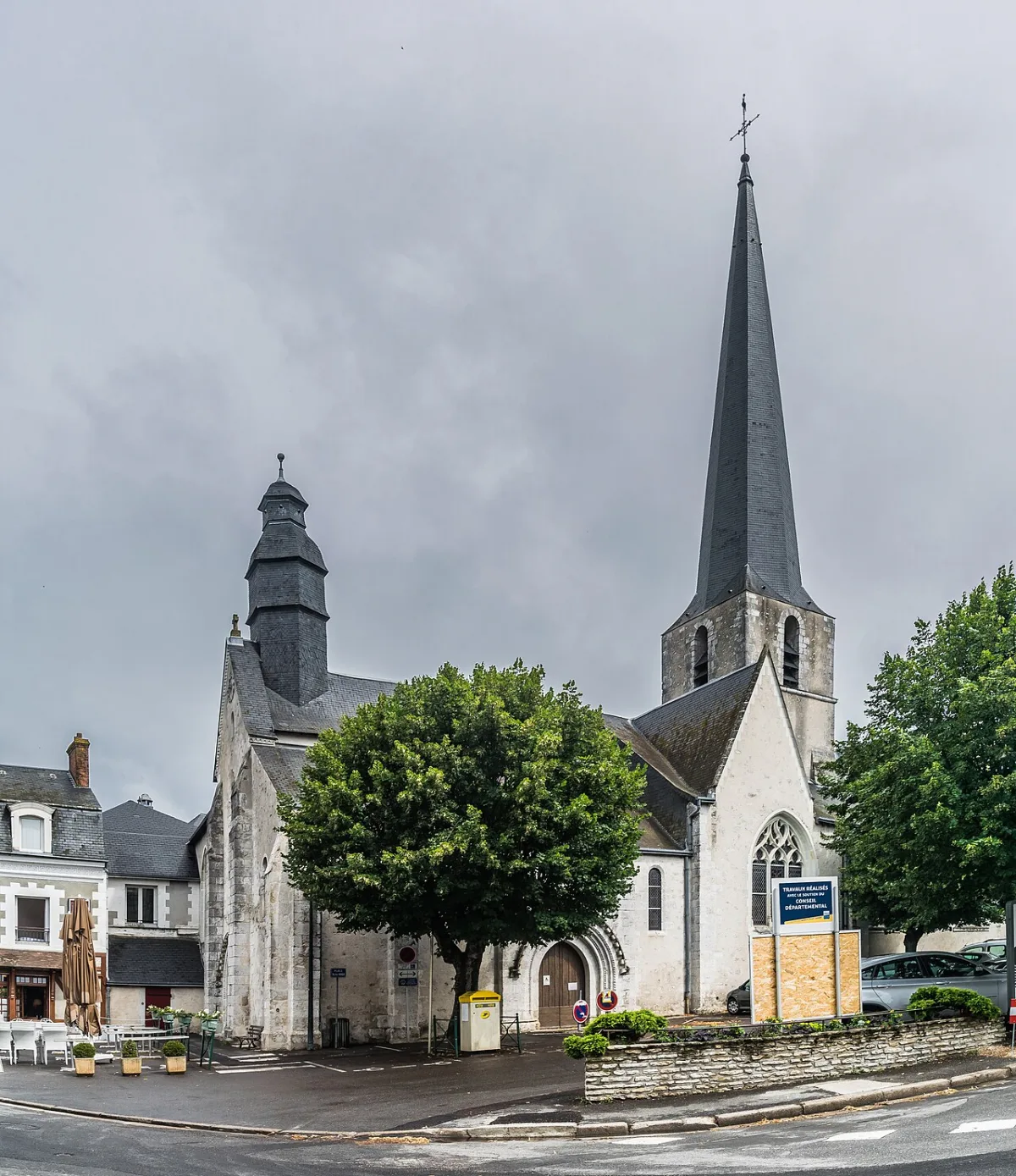 Cour-Cheverny, Cour Cheverny