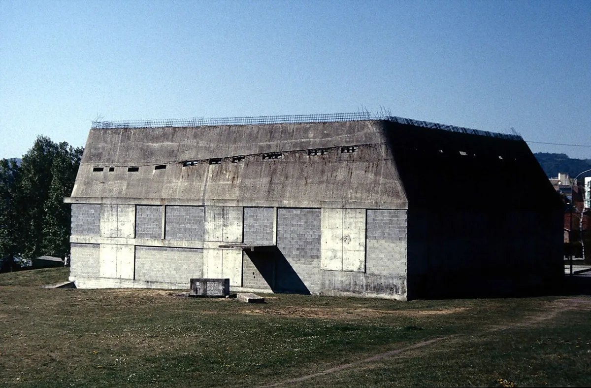 Église Saint-Pierre, site le Corbusier (Firminy Vert), Firminy