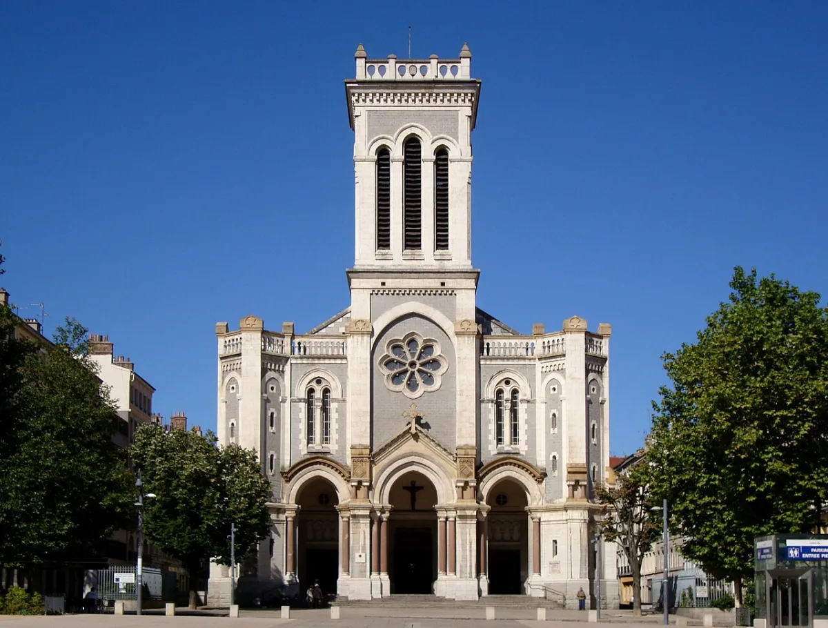 Saint Charles (Cathédrale saint Charles), Saint Etienne