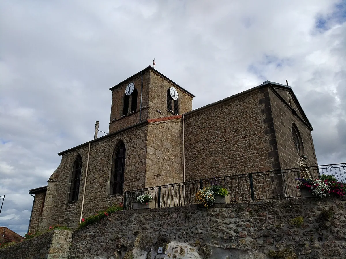 Église Saint-Pierre, Les Salles