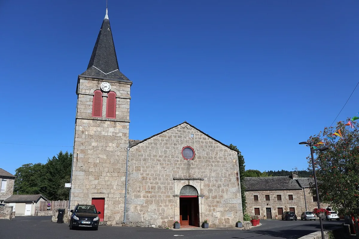 Chenereilles (église), Chenereilles