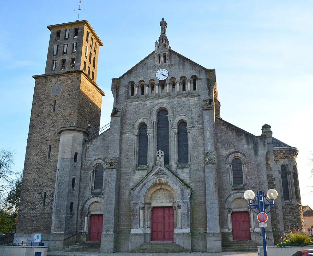 Eglise Saint-Pierre, Bouguenais