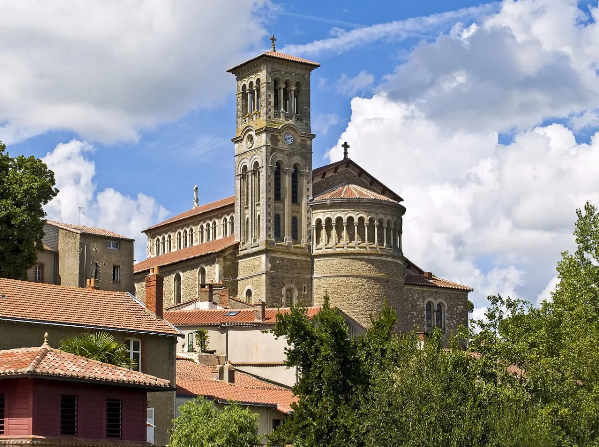 Notre Dame (Clisson), Clisson