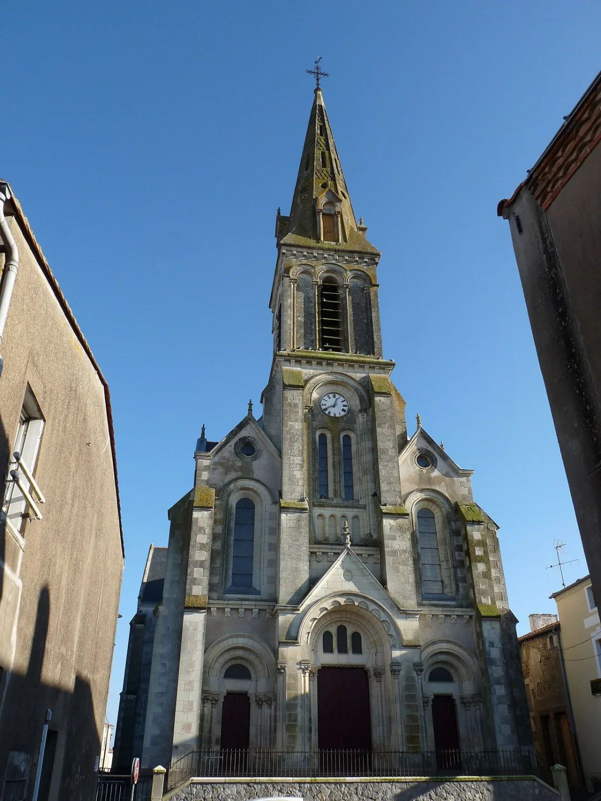 Saint Pierre, Bouzille