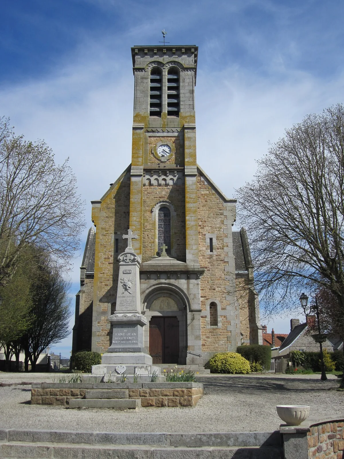 Eglise (Saint Jean-Baptiste), Saint Jean Des Champs