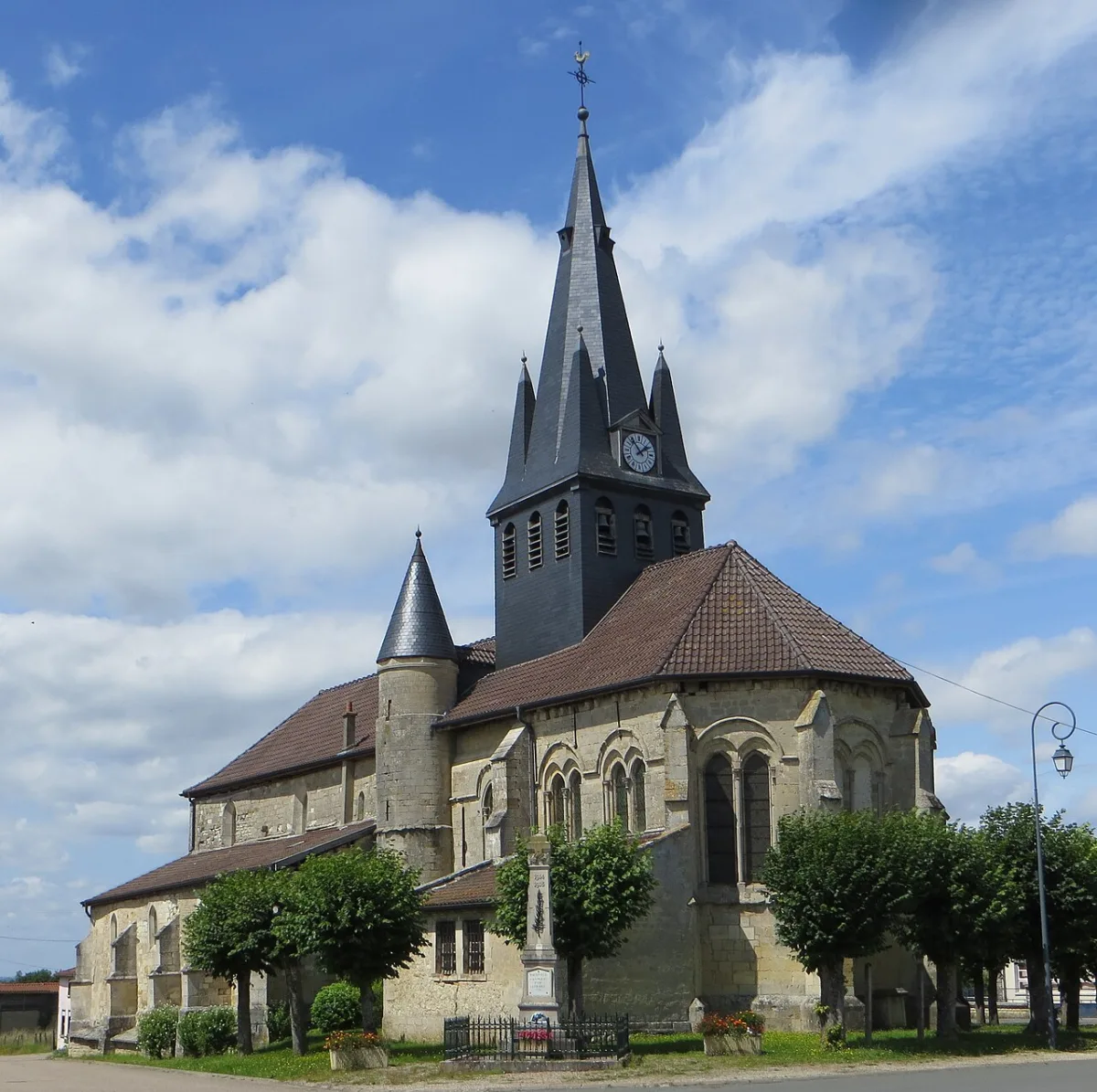 Saint Louvent, Hauteville