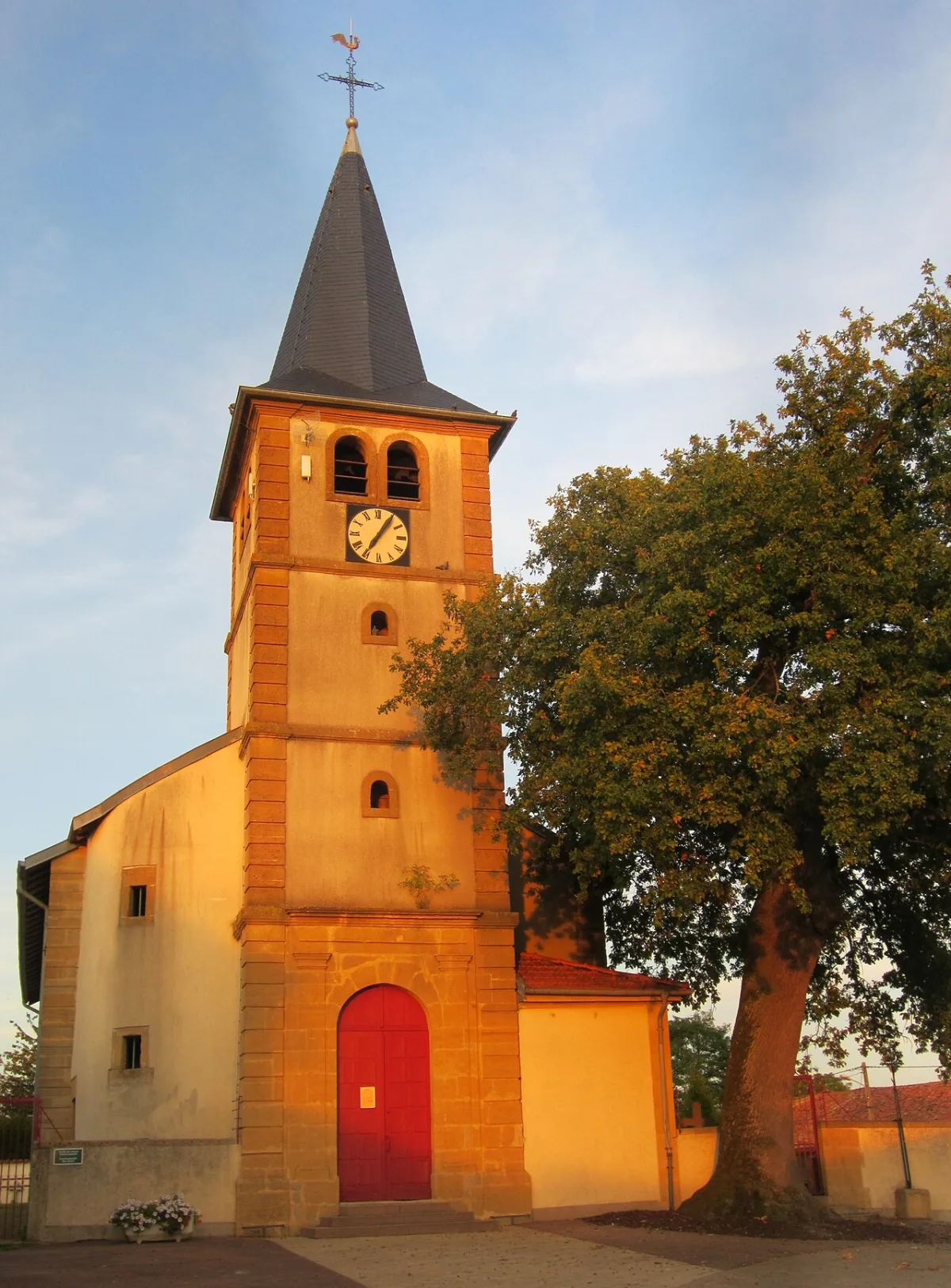Nativité de la Vierge, Abbeville Les Conflans