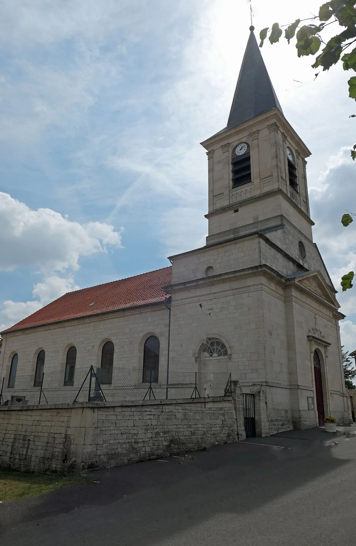 Saint Remi, Mandres En Barrois