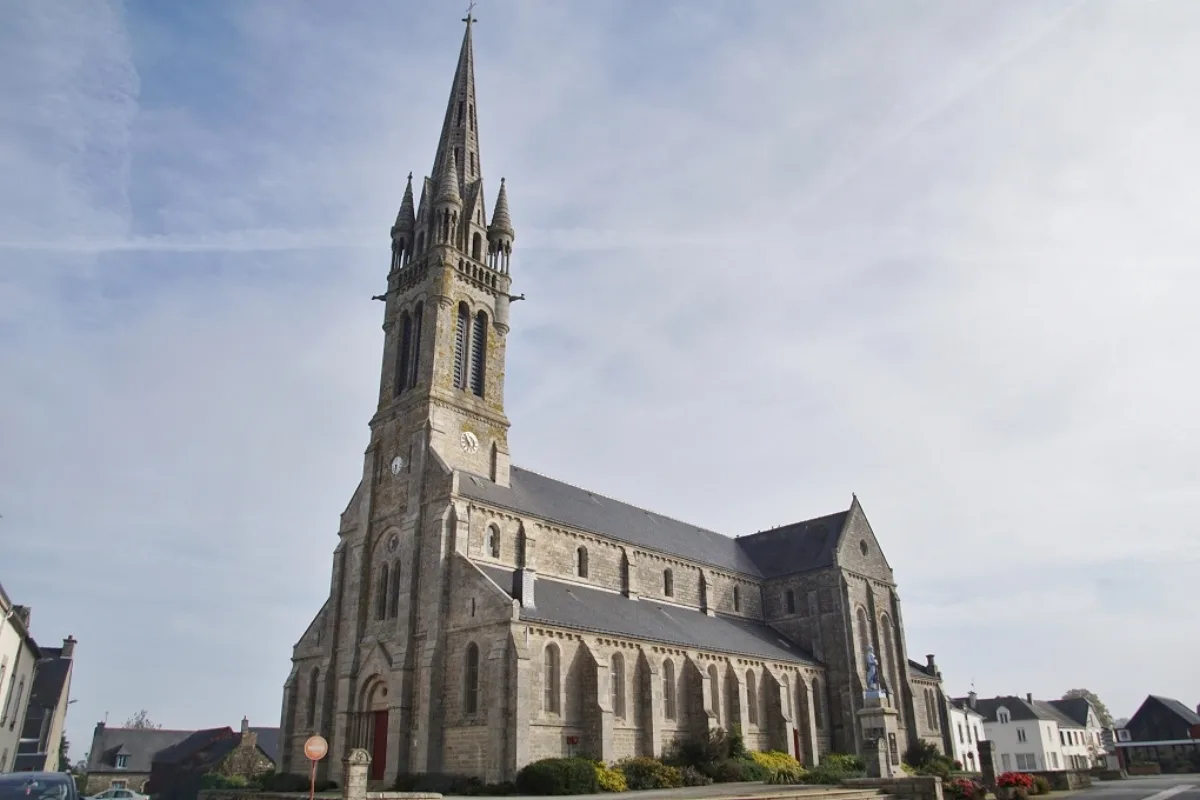 Église Saint-Pierre (Crédin), Crédin