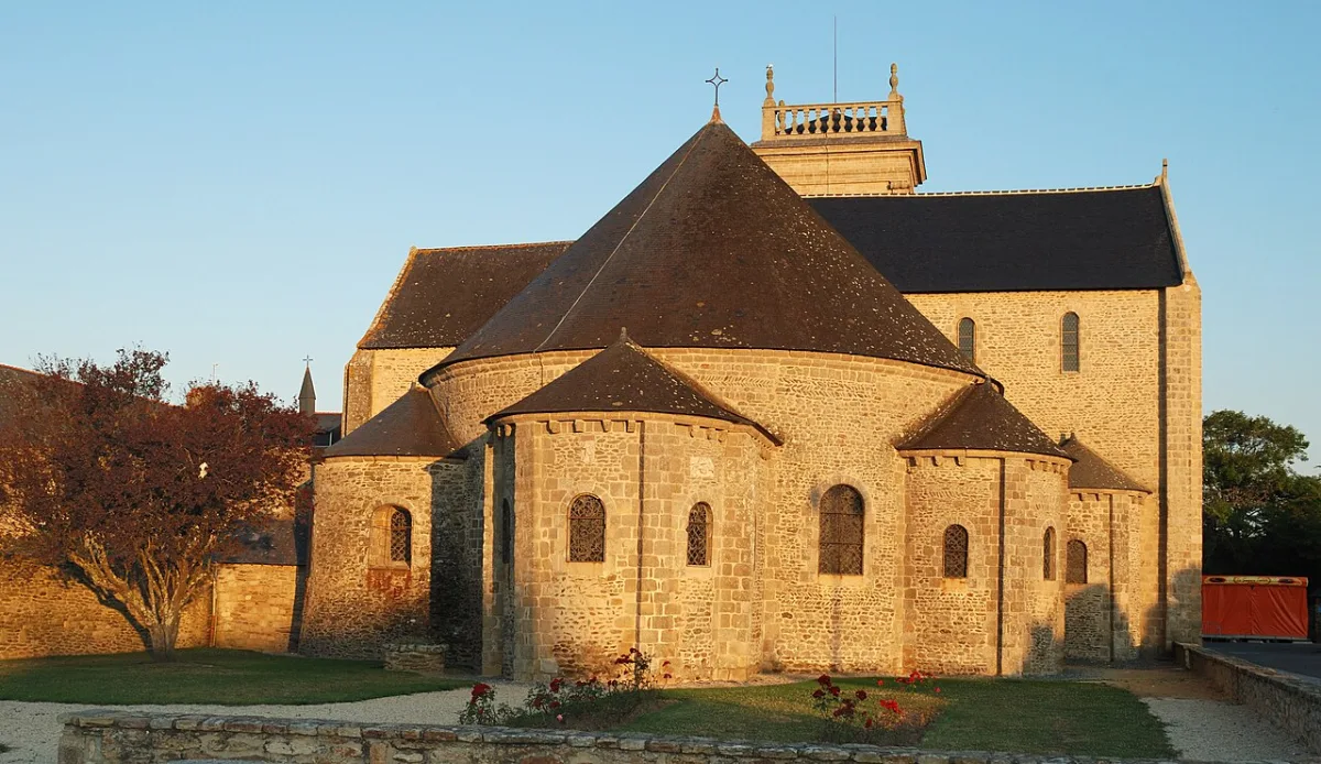 Abbatiale Saint-Gildas (SAINT-GILDAS-DE-RHUYS), Saint-Gildas De Rhuys