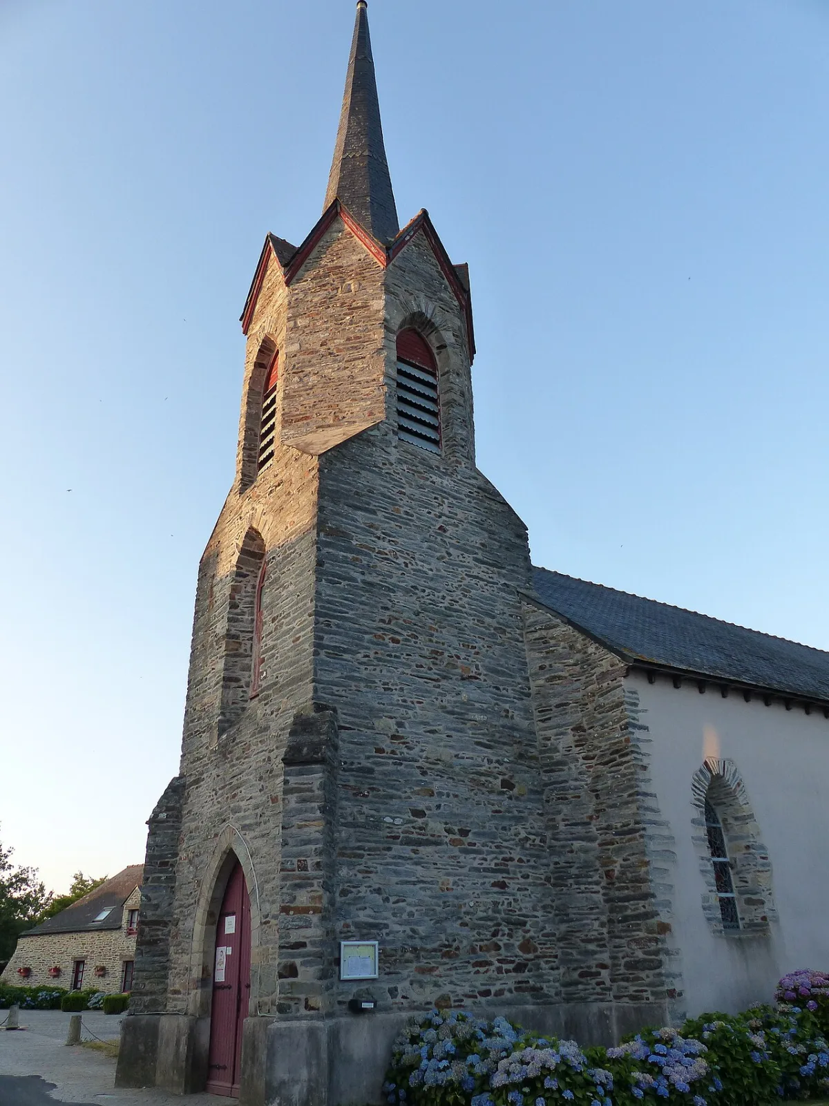 Église Saint-Laurent (ST LAURENT SUR OUST), Saint Laurent Sur Oust
