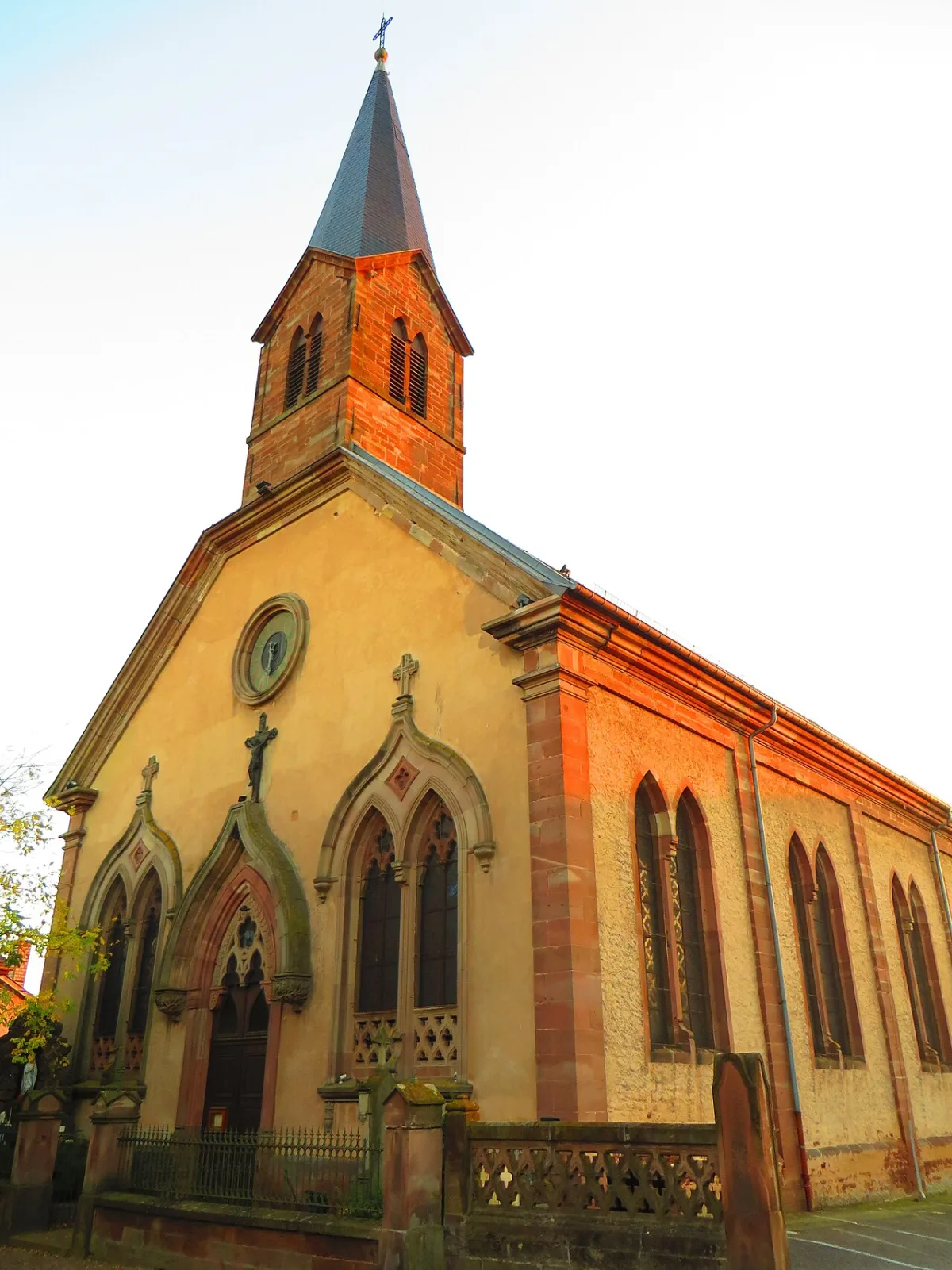 Immaculée Conception, Trois Maisons
