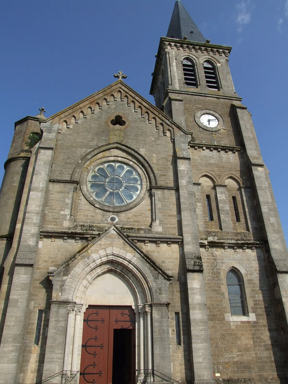 Eglise Saint-Romain (Eglise Saint-Romain), Château Chinon