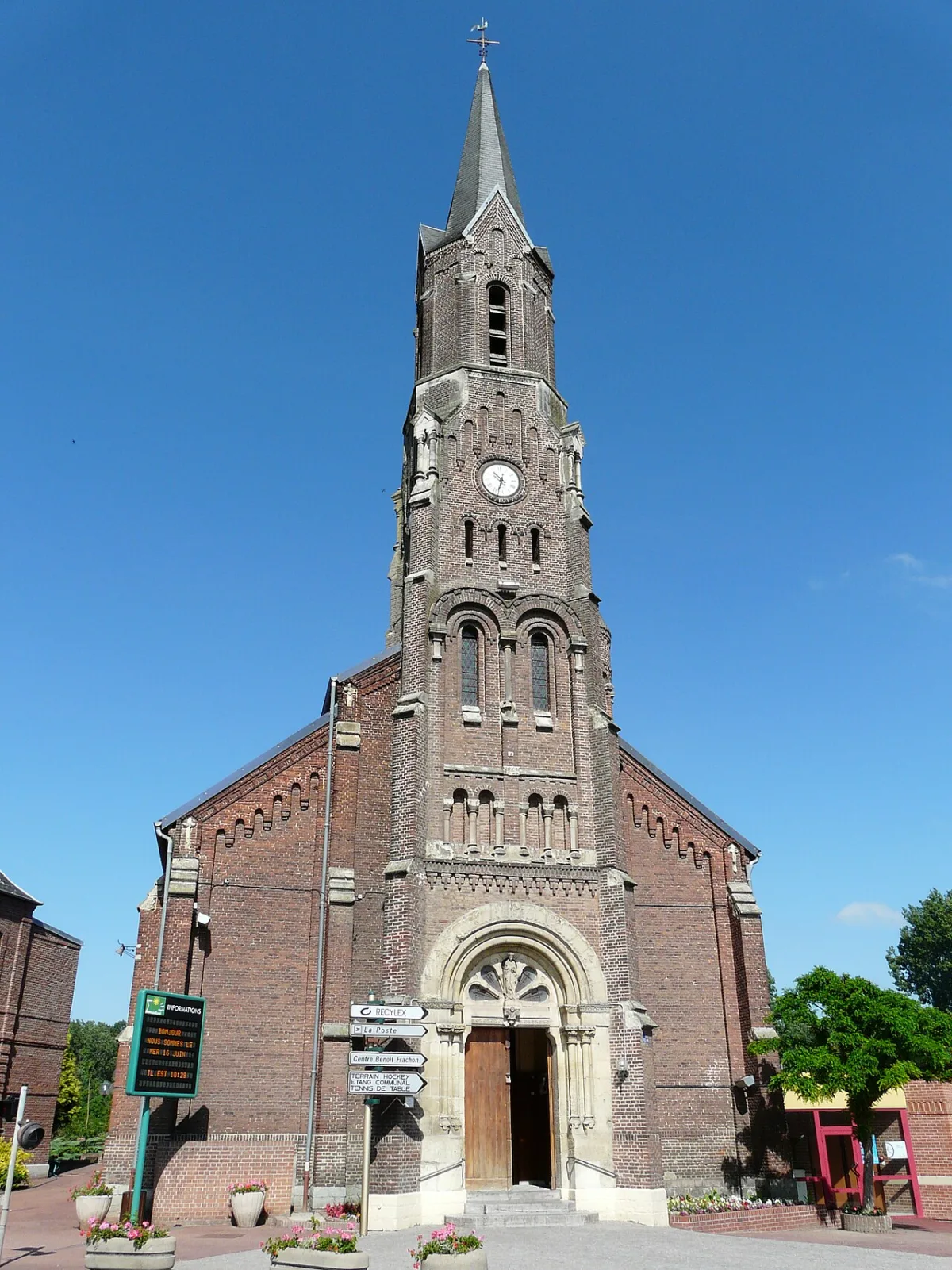 Église Escaudœuvres (Saint-Pierre), Escaudoeuvres