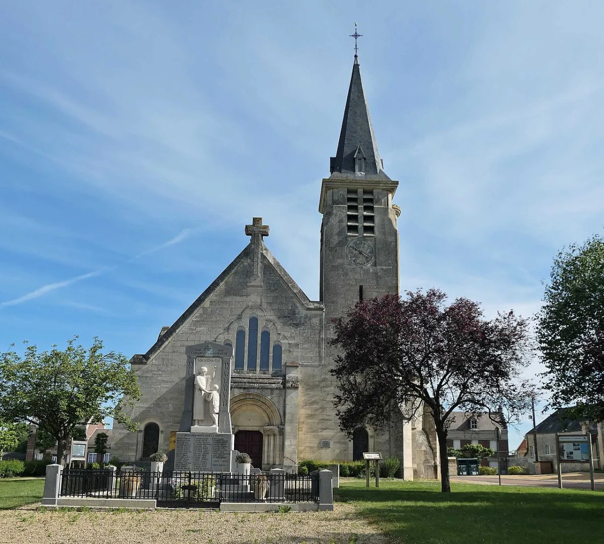Saint Eloi (Carlepont), Carlepont