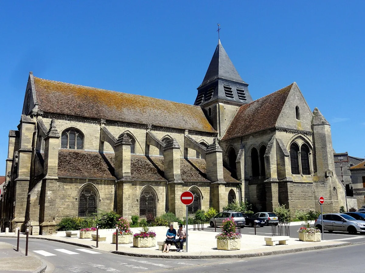 Saint Léger (Mouy), Mouy