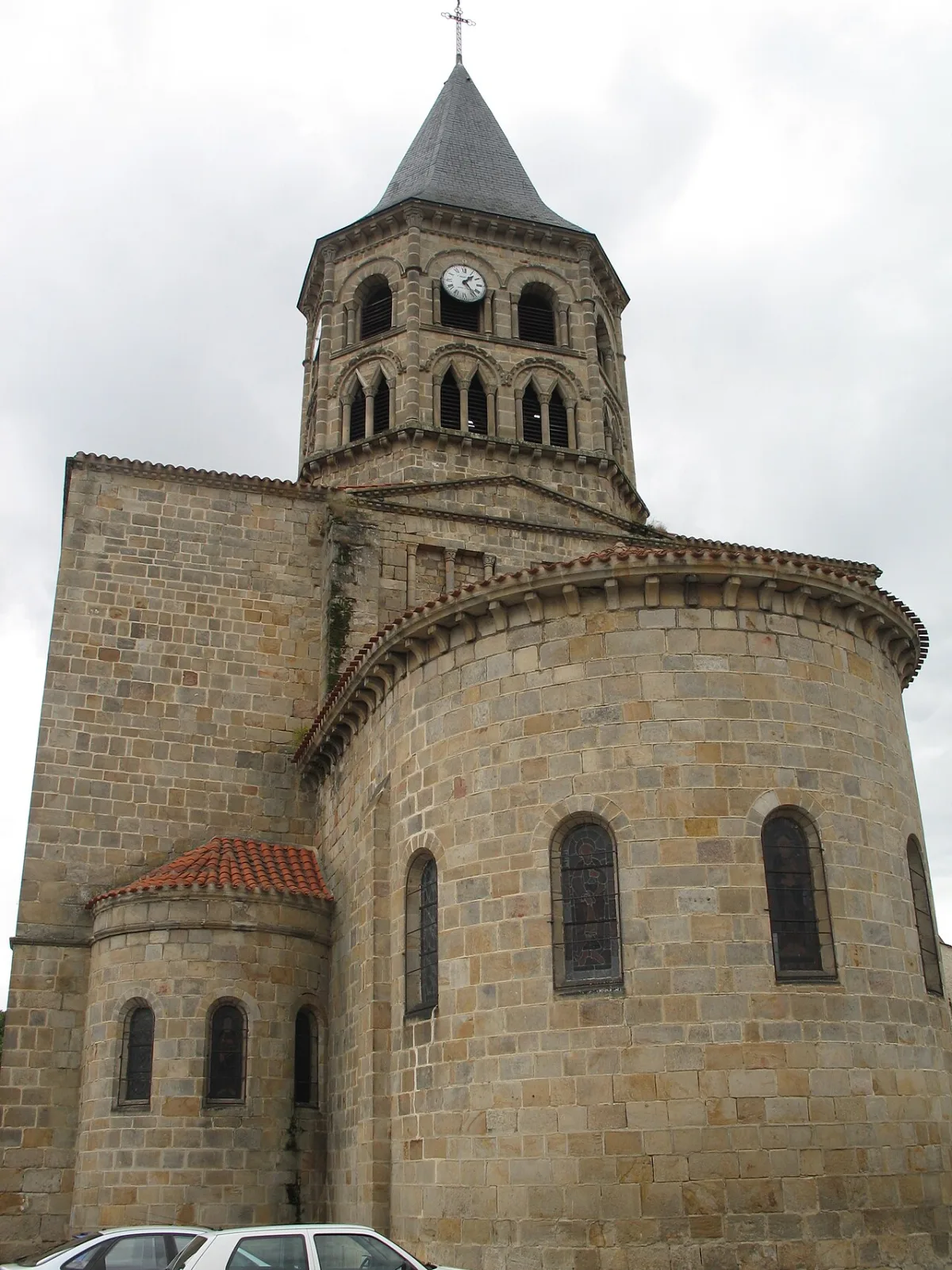 Eglise Saint- Ménélée à Menat, Menat