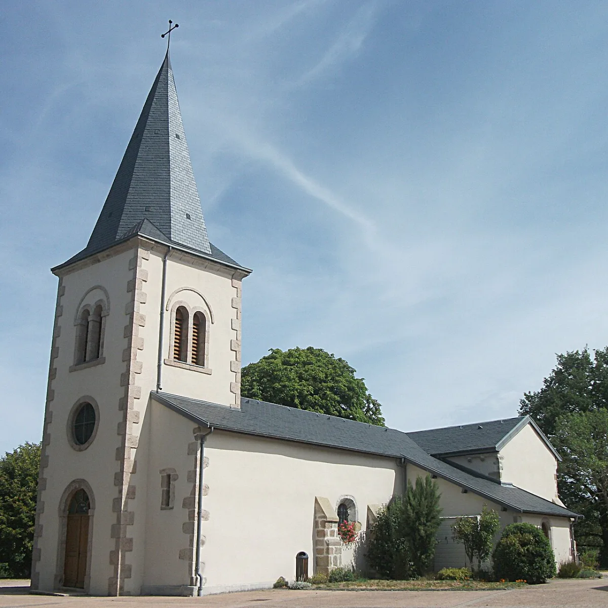 Eglise Saint-Loup (Saint-Julien) à Moureuille, Moureuille