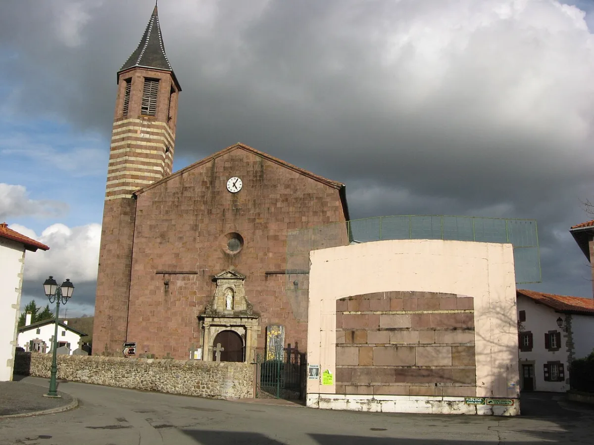 Église Saint-Julien-d'Antioche, Ossès