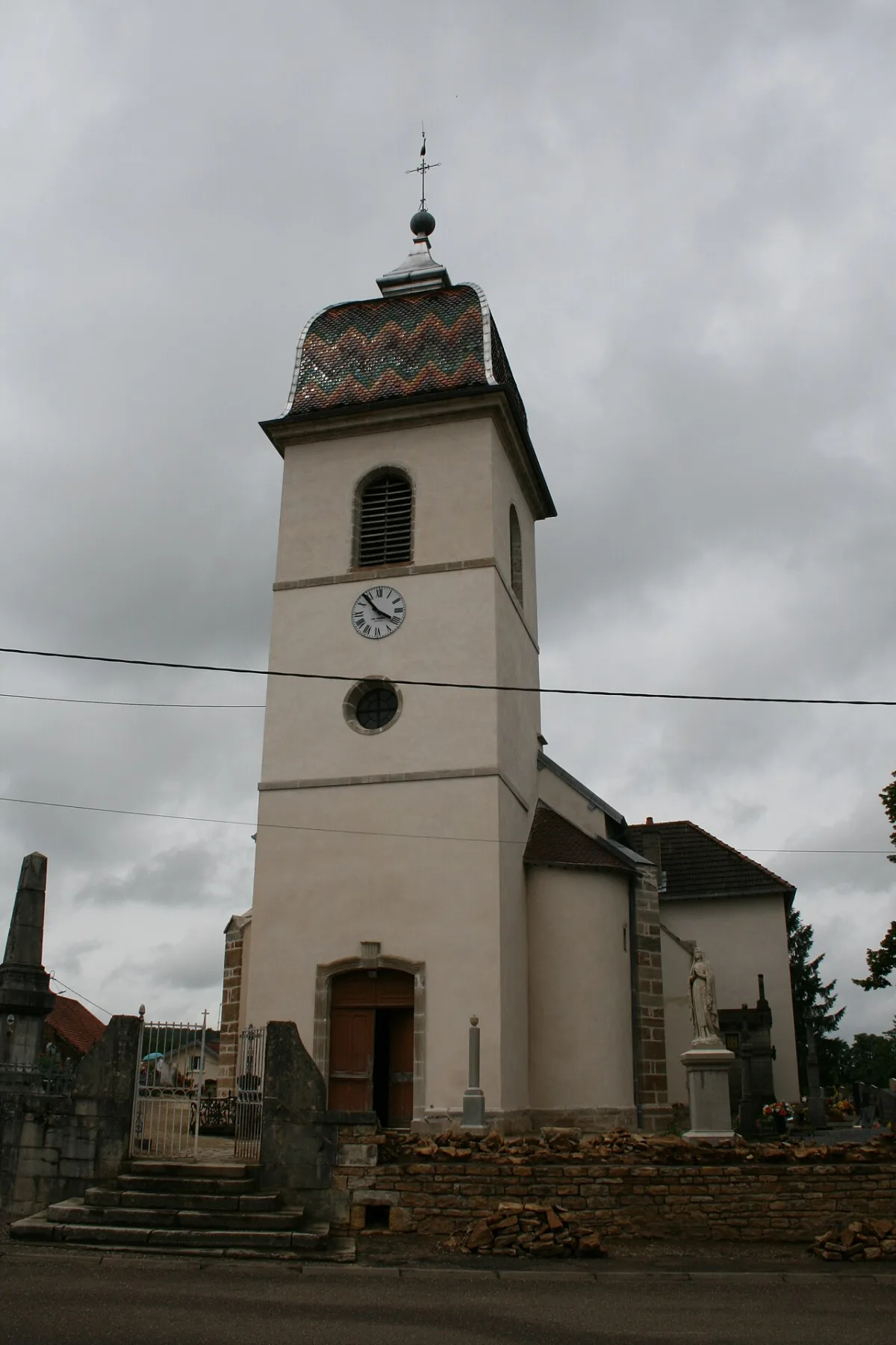 Église Saint-Maurice, Cerre Les Noroy